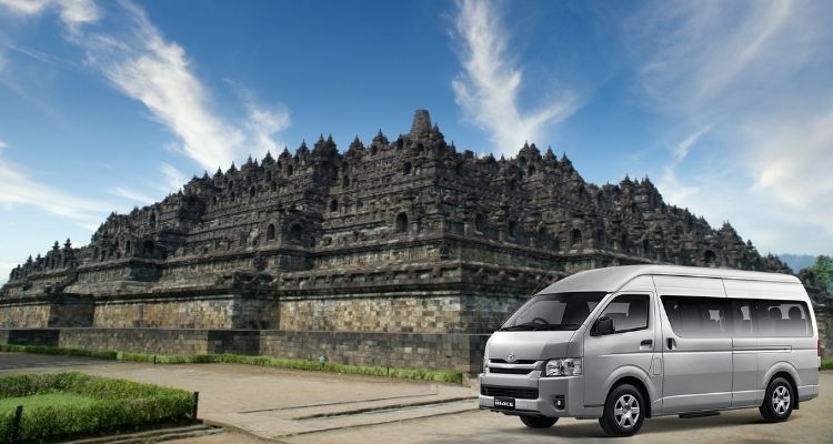 Sewa Hiace Magelang untuk Wisata Borobudur: Solusi Transportasi Rombongan
